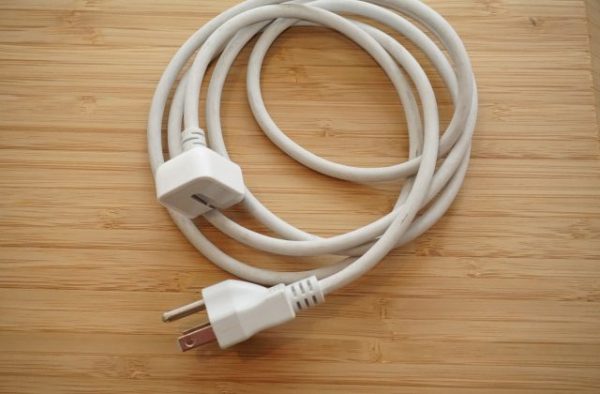macbook pro power cord not alway connection
