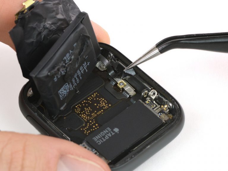 ifixit: Apple Watch 4 battery and display replacement is simple