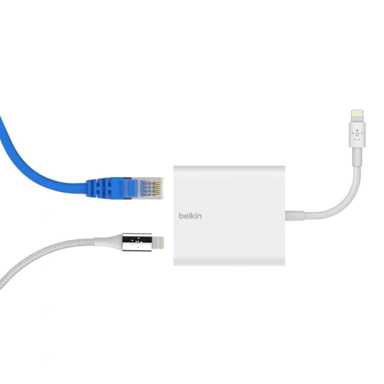 Network adapter for Lightning Port with Power over Ethernet function