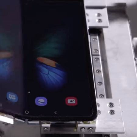 How long does a smartphone with a foldable display last?