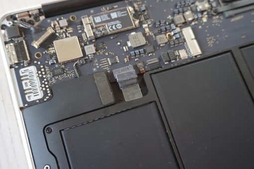 Disconnect Battery MacBook Air