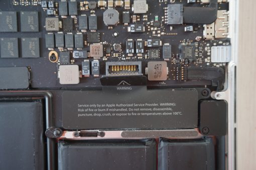 Disconnect Battery in MacBook Pro Retina