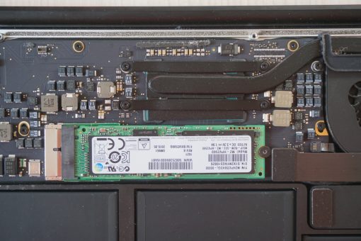 M.2 Adapter and NVMe SSD MacBook Air