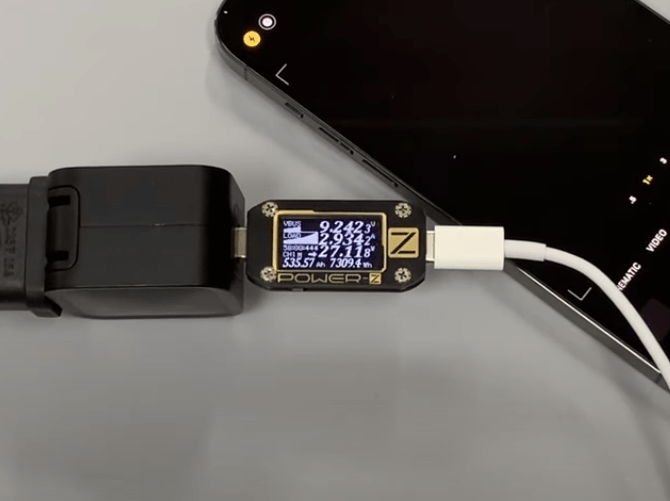 iPhone 13 Pro Max charges with almost 30 watts